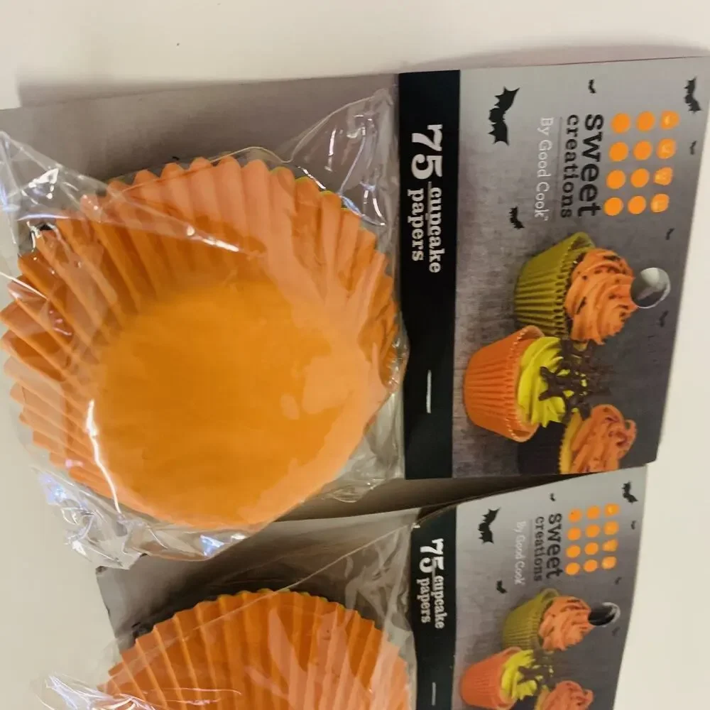 150 PIECES Cupcake Papers Sweet Creations 3 Colors Halloween‎ Cupcake Cups